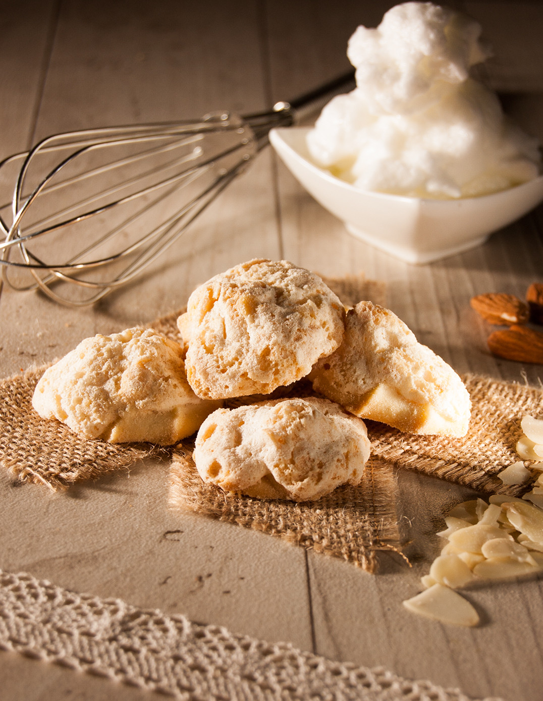 Mandelberge aus der Biscuiterie von Onkel Hansi